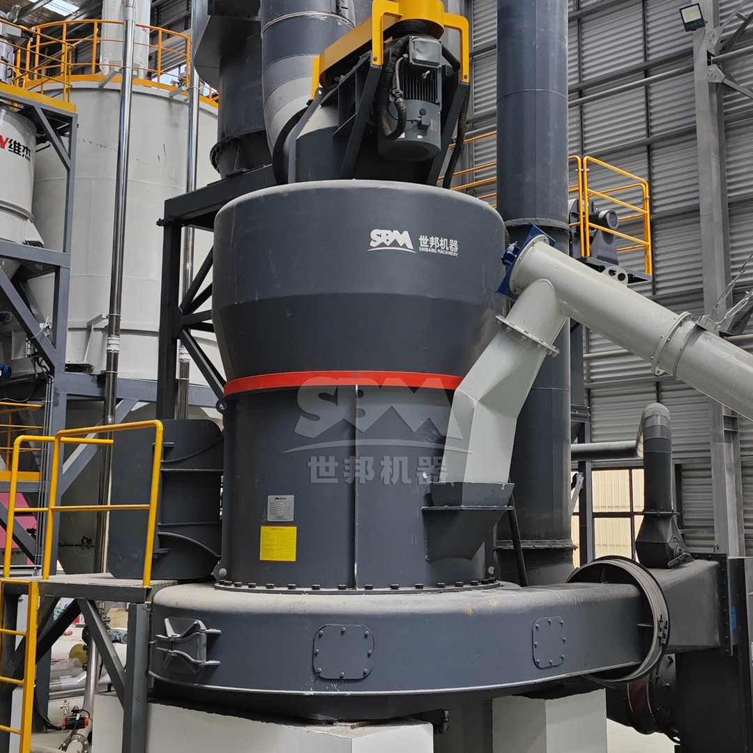 Comparison of different grinding equipment for cathode materials